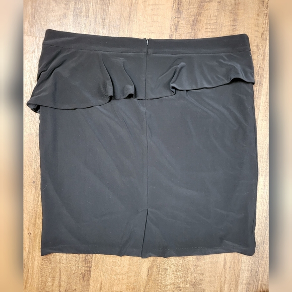 Frank Lyman Design skirt - Picture 8 of 10